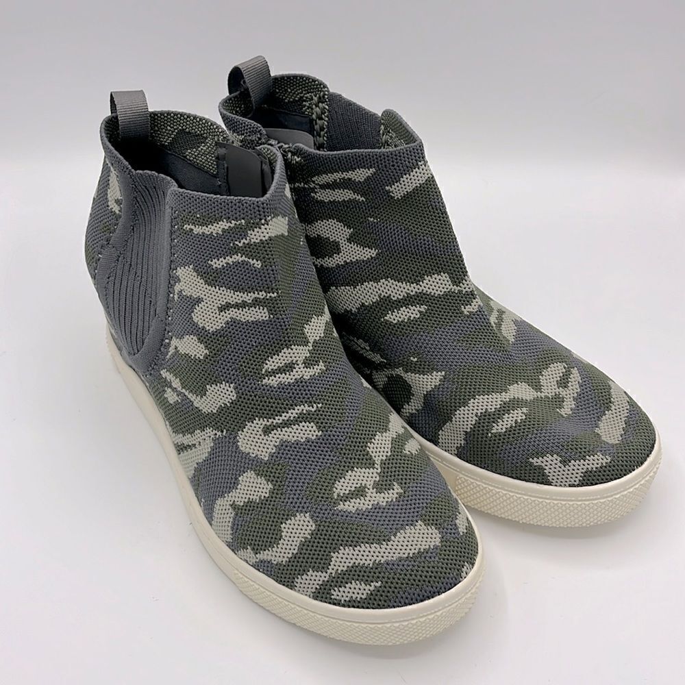 Torrid camo stretch knit sneaker wedge shoe